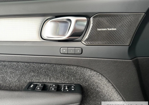 Volvo XC 40 cena 169900 przebieg: 37355, rok produkcji 2023 z Gostynin małe 301